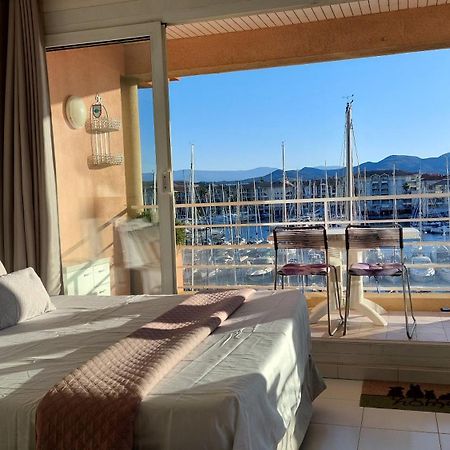 Boutique Apartment Hirondelle Port Fréjus מראה חיצוני תמונה