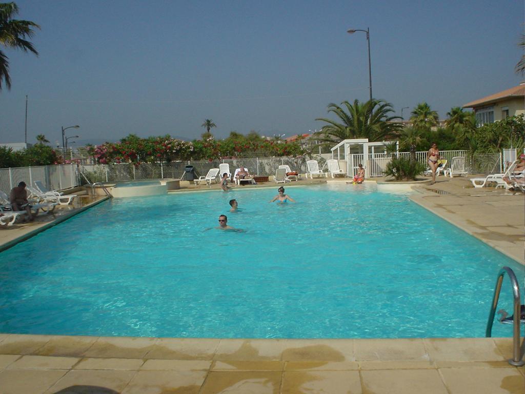 Boutique Apartment Hirondelle Port Fréjus מראה חיצוני תמונה