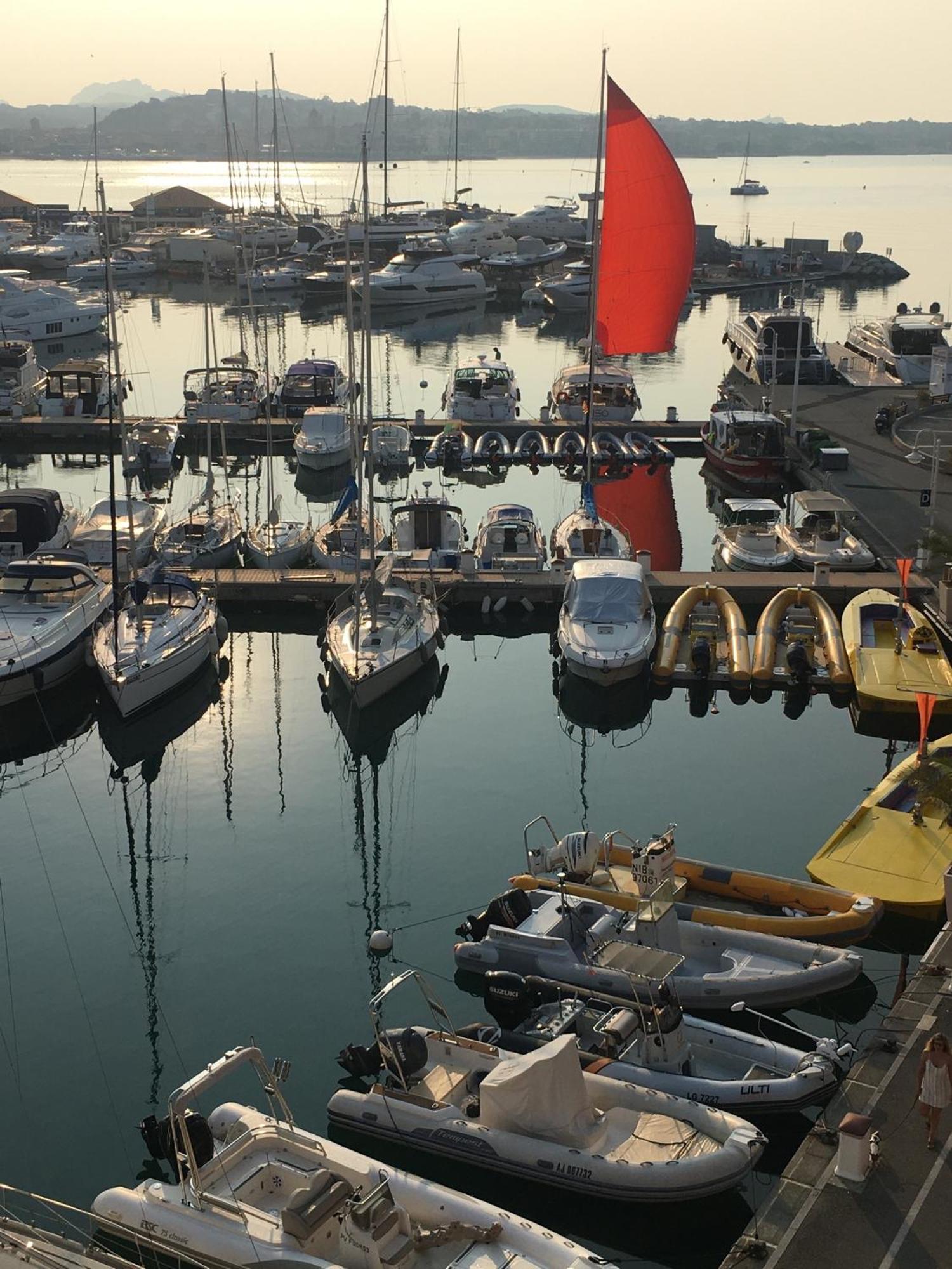 Boutique Apartment Hirondelle Port Fréjus מראה חיצוני תמונה