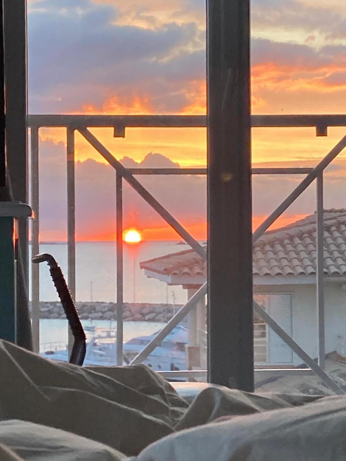 Boutique Apartment Hirondelle Port Fréjus מראה חיצוני תמונה